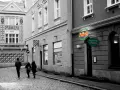 Spacerem po Poznaniu, w stronę neonu Spaghetti Bar Piccolo.