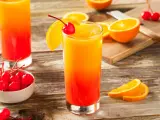 Screwdriver: Jak zrobić idealny drink z wódki i soku?
