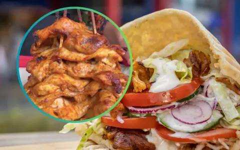 Pyszny kebab z soczystym mięsem z rożna, warzywami i sosem. Idealny przepis na domowy kebab.
