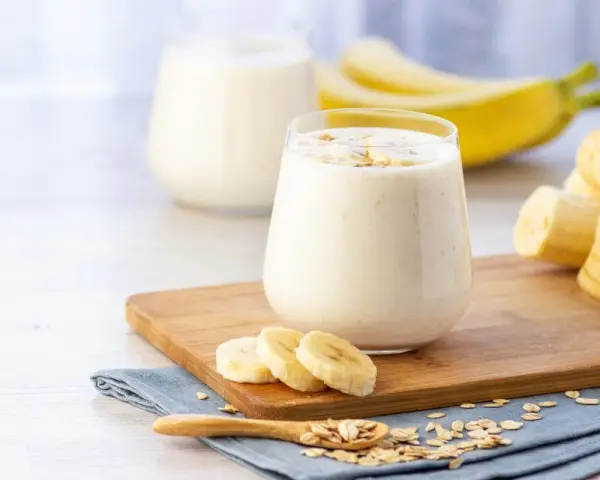 Smoothie z bananem: Przepisy, triki i fakty. Zrób idealne!