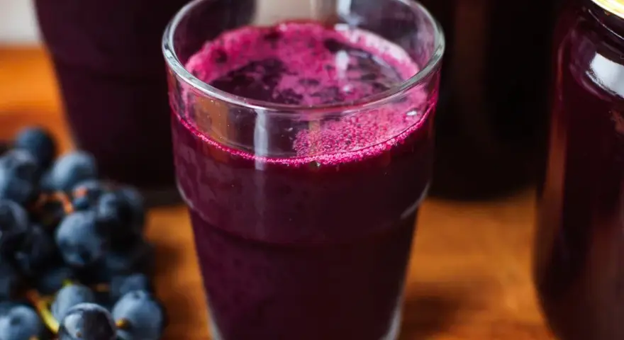 Winogronowe smoothie: Przepisy, zdrowie i aksamitna gładkość