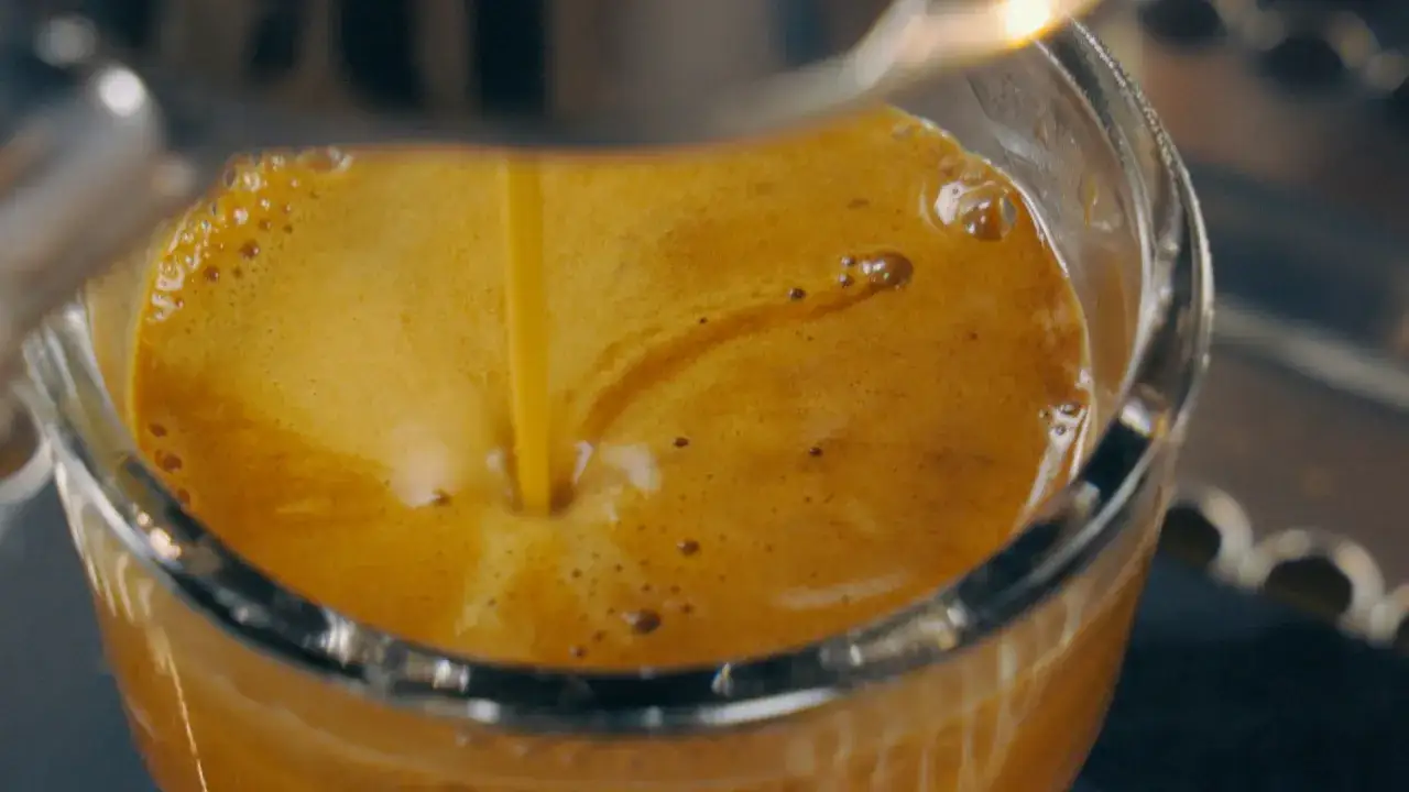 Espresso shot z cremy